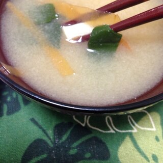 高野豆腐のシンプル♪シンプル♪味噌汁(*^^*)